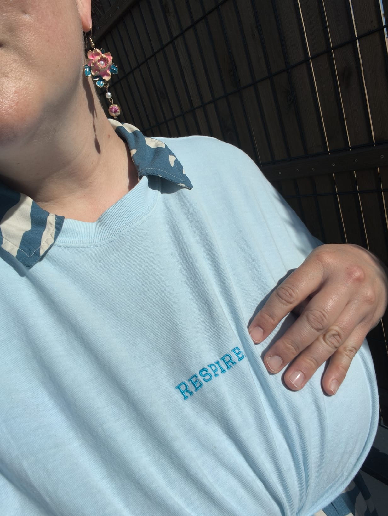 T-shirt femme message miroir - bleu - RESPIRE